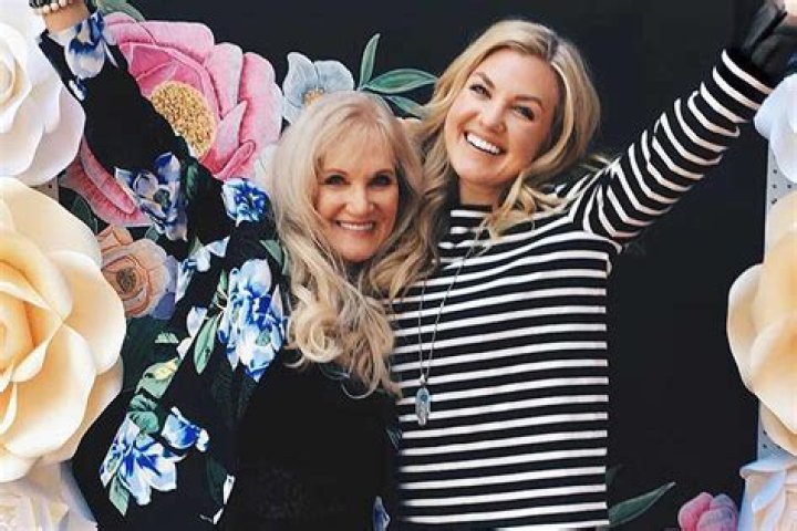 Lori Peters’s Husband: Who is Lori Peters Dating?