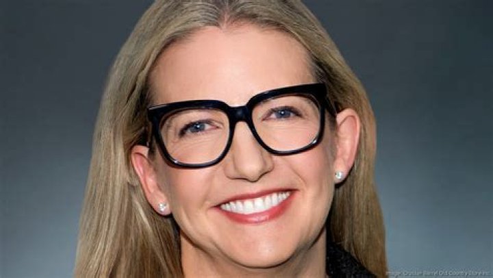 Who is Julie Pierce? Wiki, Age, Height, Net Worth, Husband, Marriage